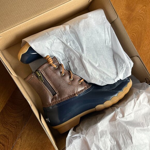 Sperry Saltwater boots girls 2 NIB - Picture 11 of 11